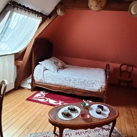 לה מאנש Agreables Chambres D'Hotes Pres Du Centre Ville Avec Jardin מראה חיצוני תמונה